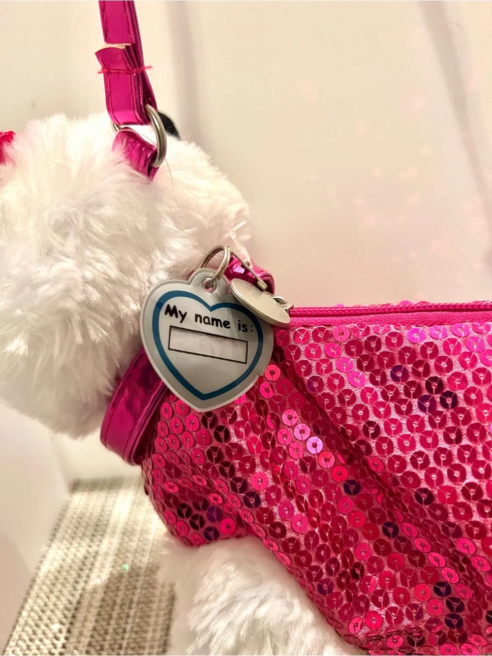 NEW Poochie & Co. Sequin Plush Dog Crossbody Carrier Bag in Hot Pink.